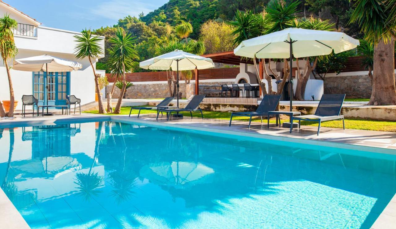 Bella Foresta Villa II Ixia  Exterior foto